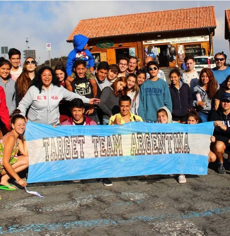 Mientras los turistas quedaban varados en distintas ciudades de Europa, la imputada se fue de viaje a las playas de Algarve, Portugal. Mientras los turistas quedaban varados en distintas ciudades de Europa, la imputada se fue de viaje a las playas de Algarve, Portugal.