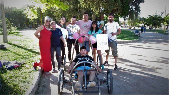 Alumnos buscan espónsor para la competencia de autos eléctricos