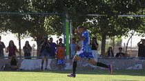 El domingo pasado, por el Regional Amateur, Milton Jaque volvió a marcar para Maronese. Fotos: Omar Novoa