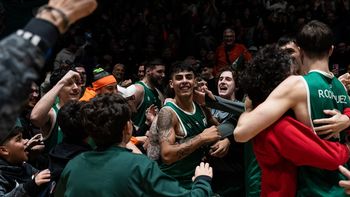 el mejor triple de la historia en la liga nacional de basquet para que ferro le gane a boca
