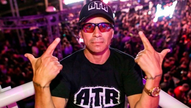 Escándalo: clausuran show de Pablo Lescano porque se descontroló