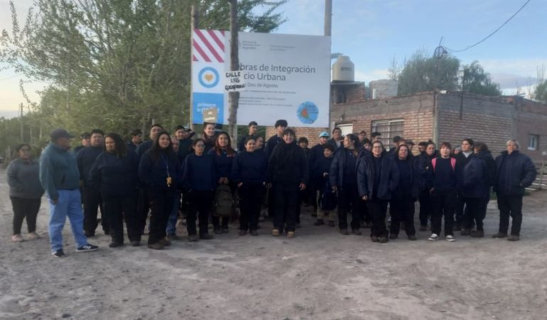 Arranca la regularización eléctrica en el 2 de Agosto