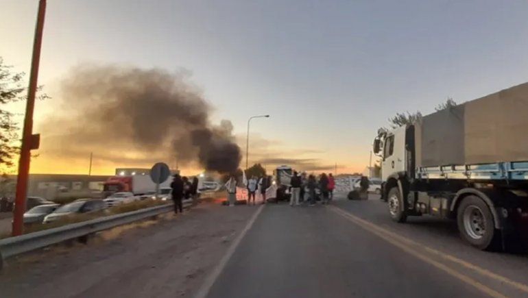 Corte en Campo Grande: el intendente apoyó el piquete y apuntó contra el gobierno provincial