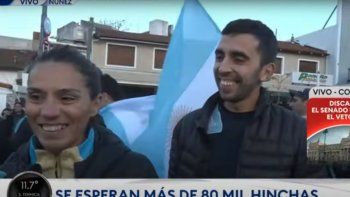 Una pareja de Roca será testigo del último partido oficial de Messi de local.