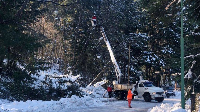 Tras el derrumbe, sigue cerrada la Ruta 40 pero está transitable Siete Lagos