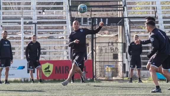 Jara, el elegido para ocupar el puesto del capitán Medina, que estará ausente.