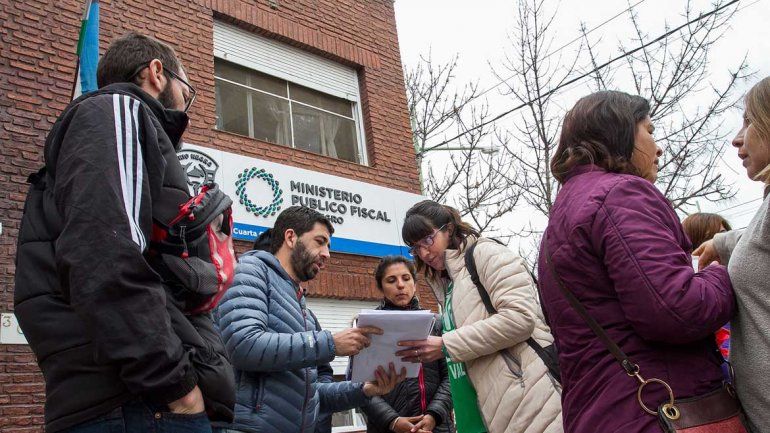 Unter Cipolletti pidió investigar la detención ilegal de una docente
