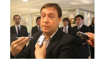 weretilneck anuncia lanzamiento de un nuevo partido politico en rio negro