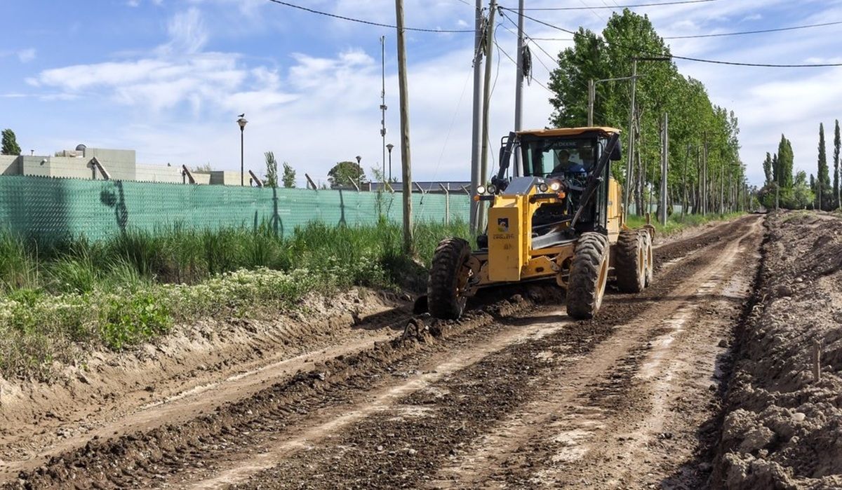 Bacheo y calles de tierra: dónde trabaja la Municipalidad de Cipolletti y qué zonas tendrán reparaciones.
