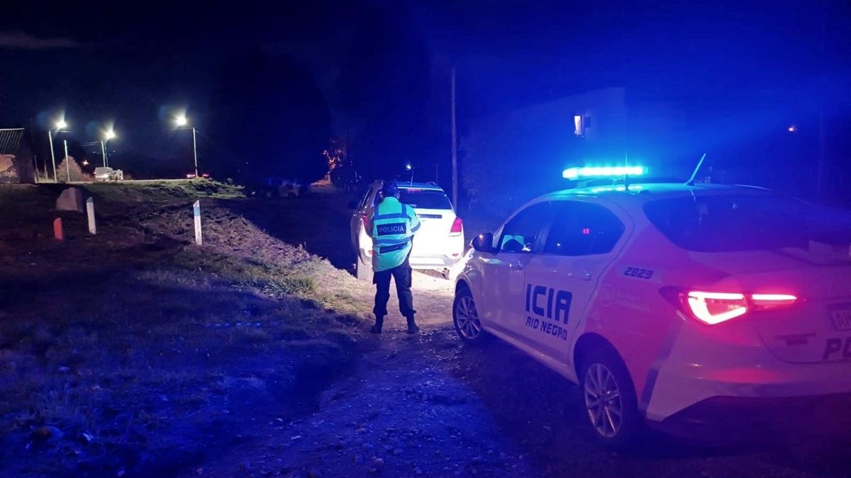 El personal policial intentó realizar el test de alcoholemia, pero el conductor se negó a someterse al control. Foto: Gentileza.