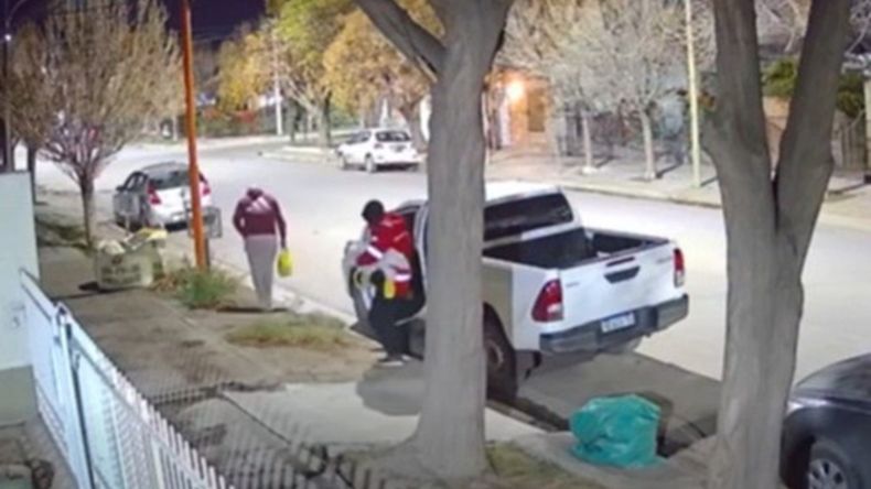 El hecho de inseguridad se registró alrededor de las 4 de la madrugada de este lunes. Foto: Gentileza. | LMCipolletti.com El hecho de inseguridad se registró alrededor de las 4 de la madrugada de este lunes. Foto: Gentileza.