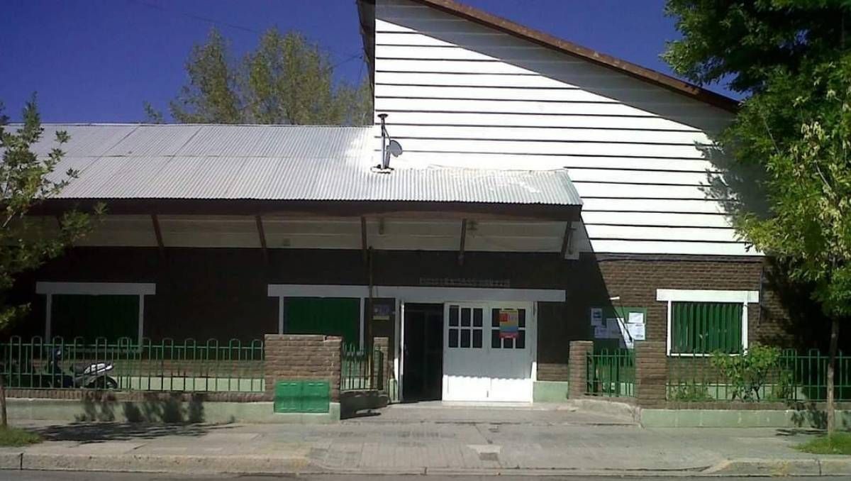 La Escuela 33 fue la primera escuela de Cipolletti.