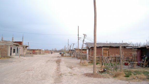 En el Barrio Obrero viven más de 460 familias y la mayoría de las casas son de material. Igual, el dueño de la tierra no abandona la opción del desalojo.