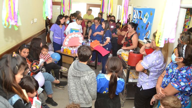 Los niños tuvieron una celebración anticipada en el Hospital. Foto Antonio Spagnuolo. Los niños tuvieron una celebración anticipada en el Hospital. Foto Antonio Spagnuolo.