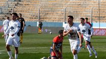 con los cipolenos amarfil y centurion, la lepra mendocina esta a tres partidos de la libertadores