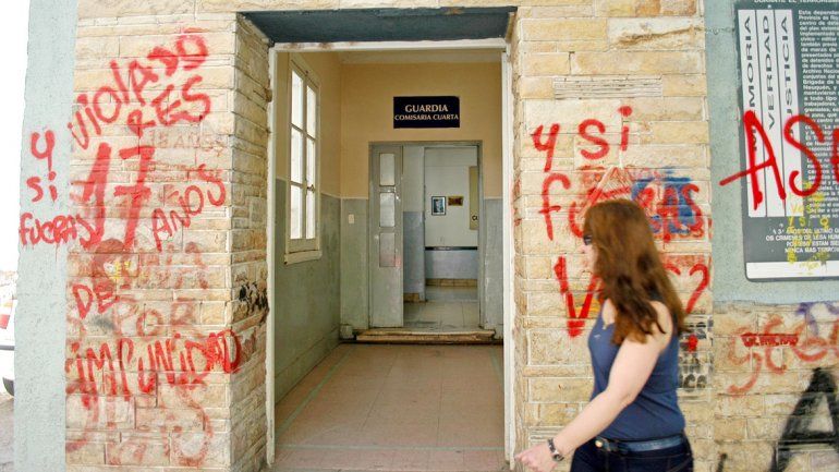 La denuncia por el cuento del tío se presentó en la Comisaría Cuarta.