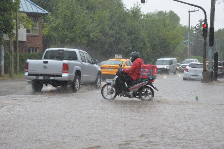 Lluvia y tormentas en Cipolletti: cuándo llegan según el pronóstico del tiempo