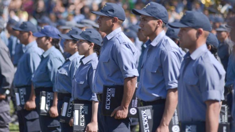 El acto central del Día de la Policía en Cipolletti.