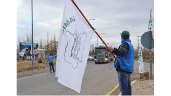 el paro de camioneros es por tiempo indeterminado