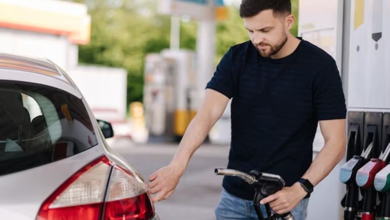 En Argentina avanza la implementación del sistema de autocarga en las estaciones de servicio.