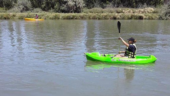 Familia de joven que se arrojó al canal piden baja del caudal