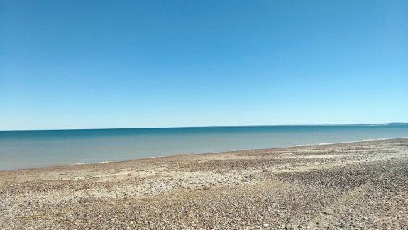 SAO: rescataron a familia que era arrastrada por el mar