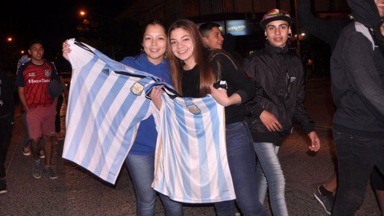 ¡Vamos al Mundial! Los cipoleños festejaron la entrada a Rusia 2018