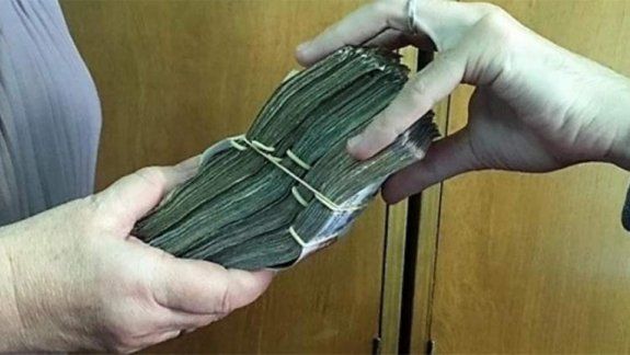 Cuento del tío: investigan a un joven por un robo millonario