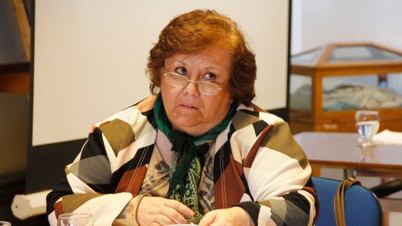 La concejal Marisa Lazzaretti dirige la actividad del Deliberante.