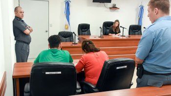 quedo preso el joven que noqueo a pinas a un policia en neuquen quedo preso el joven que noqueo a pinas a un policia en neuquen