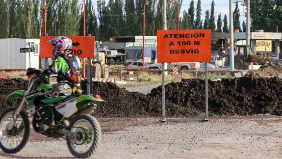 Por la obra, se cerró la salida desde Perón hacia la Ruta Chica.