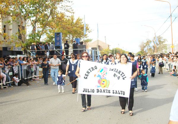 Renovada emoción por Malvinas
