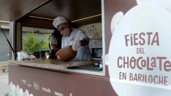 por culpa del corte de puentes, el chocotruck viene demorado