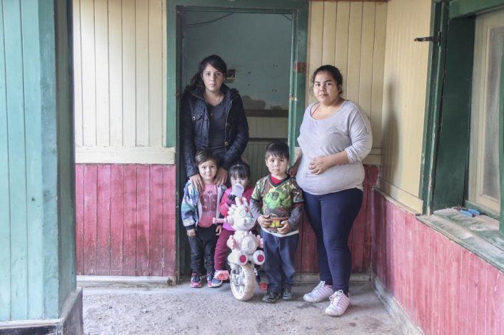 Tomaron una casa, los van a desalojar y reclaman al Estado un lugar donde vivir