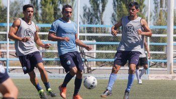 la amistad le redujo el sueldo al tecnico y a los jugadores la amistad le redujo el sueldo al tecnico y a los jugadores