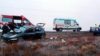 tres heridos en un vuelco sobre la ruta 40
