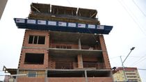 La ciudad cuenta con 17 edificios en construcción en distintos puntos. La ciudad cuenta con 17 edificios en construcción en distintos puntos.