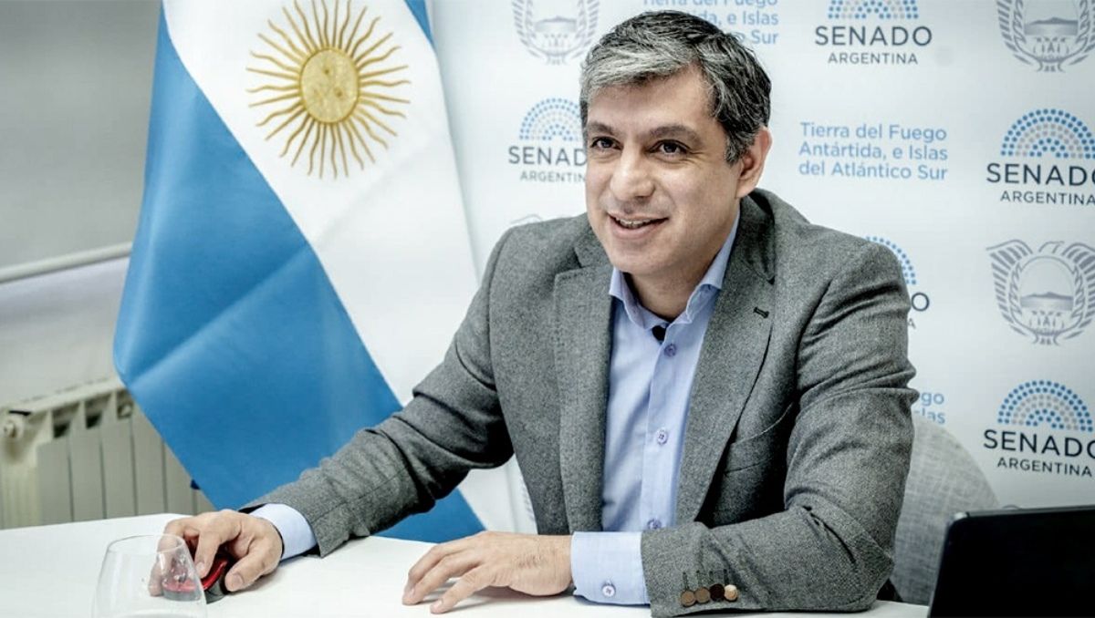 Encuentran muerto en su casa a un senador de Tierra del Fuego