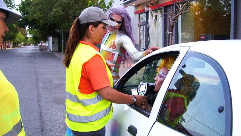 Mucho alcohol en Cipolletti: detectan a 13 conductores borrachos