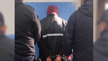 Miguel Levin fue trasladado a Las Grutas e internado en el hospital local luego de que provocara un incendio en el hospital de Viedma. Vecinos rechazan la derivación. 