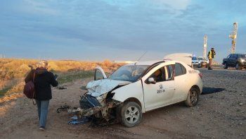 taxista cipoleno choco de frente contra un camion