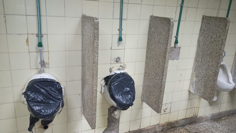 La ESRN 5 de Cipolletti se encuentra en una situación de extrema preocupación por la falta de baños aptos.