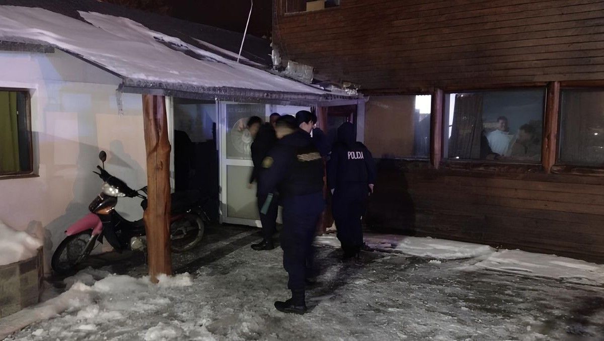 Un principio de incendio se desató en un edificio policial de Bariloche. Se apagó rápidamente.