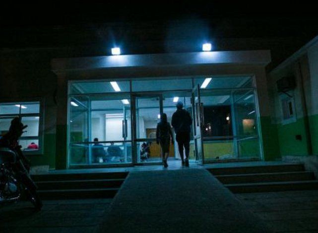 Atacan a un hombre y le dan un tiro en un brazo para robarle - Fue asistido en el Hospital Zatti.&nbsp;