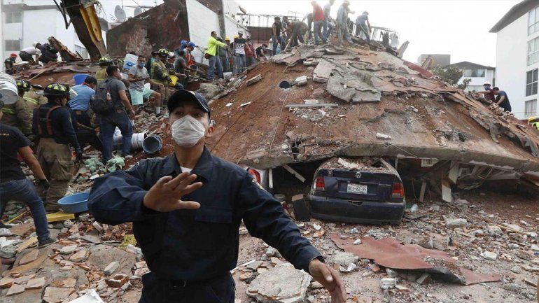 El horror de un neuquino en México: Corrí a buscar a mi hijo mientras caían edificios a mi alrededor