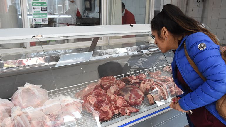 Acordaron bajar los precios en cinco cortes de carne para las Fiestas