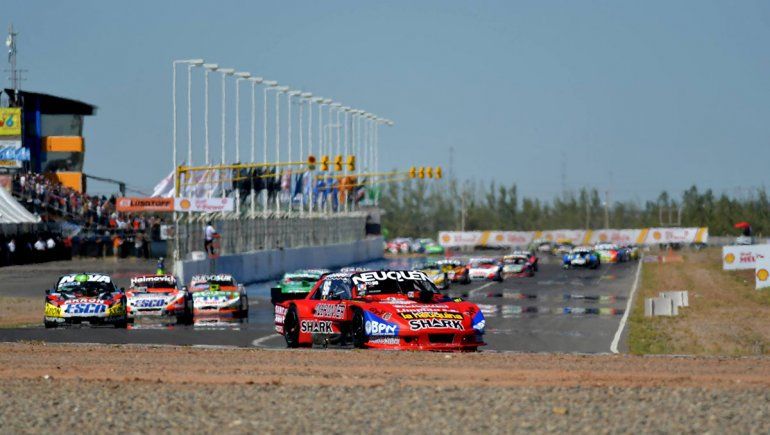 El Turismo Carretera presentó un calendario 2021 con 15 fechas.