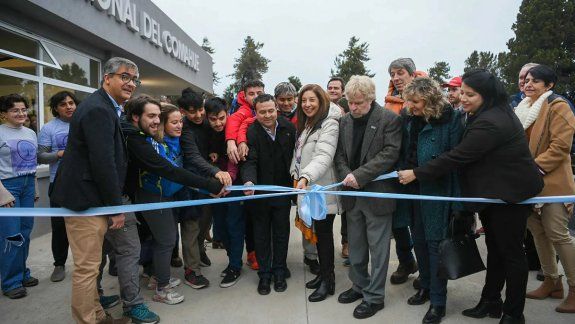 Bariloche: se construyó el gimnasio más grande de la provincia