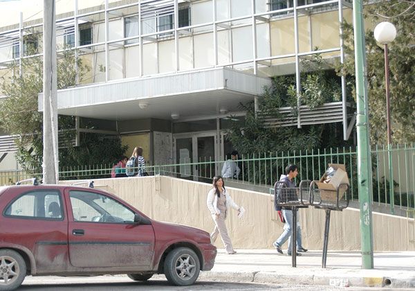 Destacan trabajos de reparación  en las escuelas