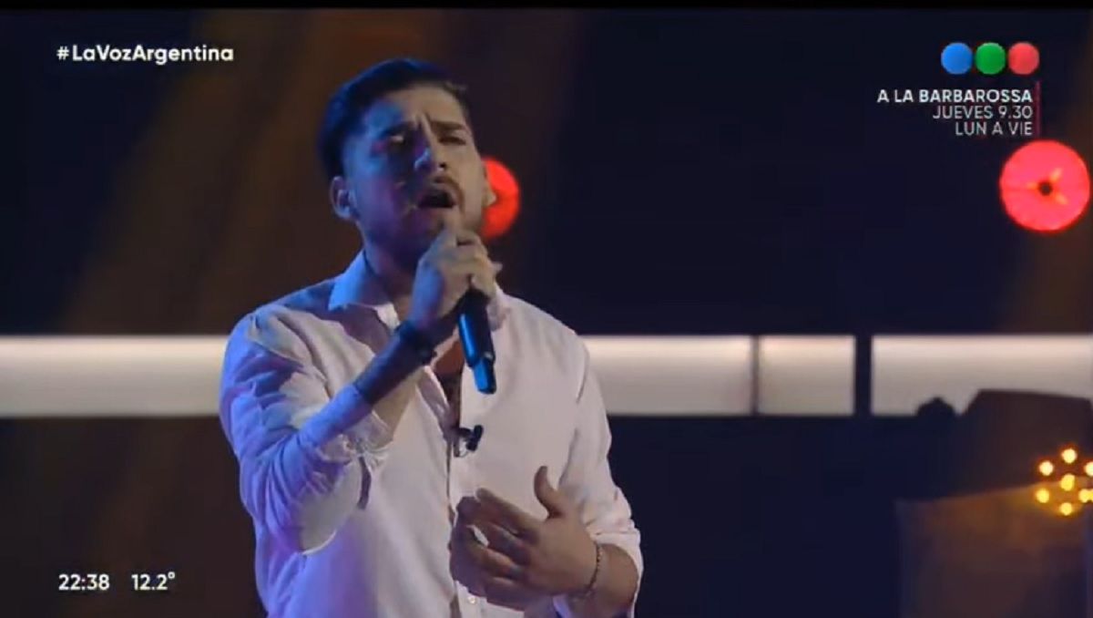 Un neuquino entró a La Voz Argentina: ¿Quién es Axel Riquelmes?